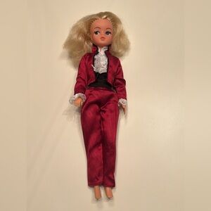 vintage Pedigree Sindy doll in Spanish eyes outfit